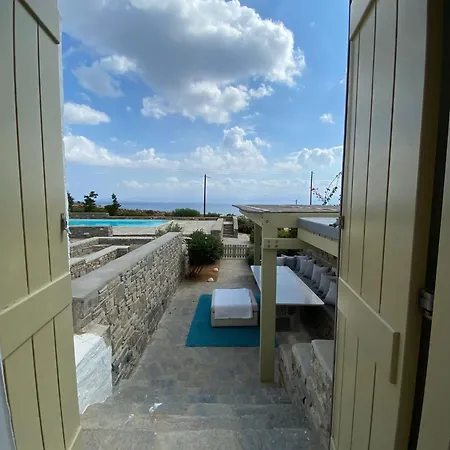 Delta With Sea View And Pool Apartman *