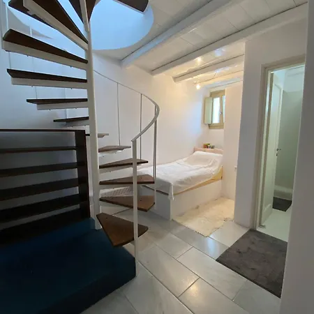 Delta With Sea View And Pool Apartment