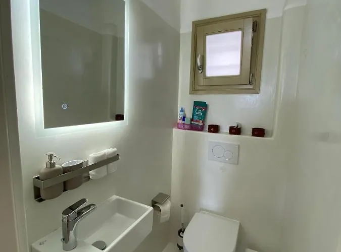 Delta With Sea View And Pool Apartment